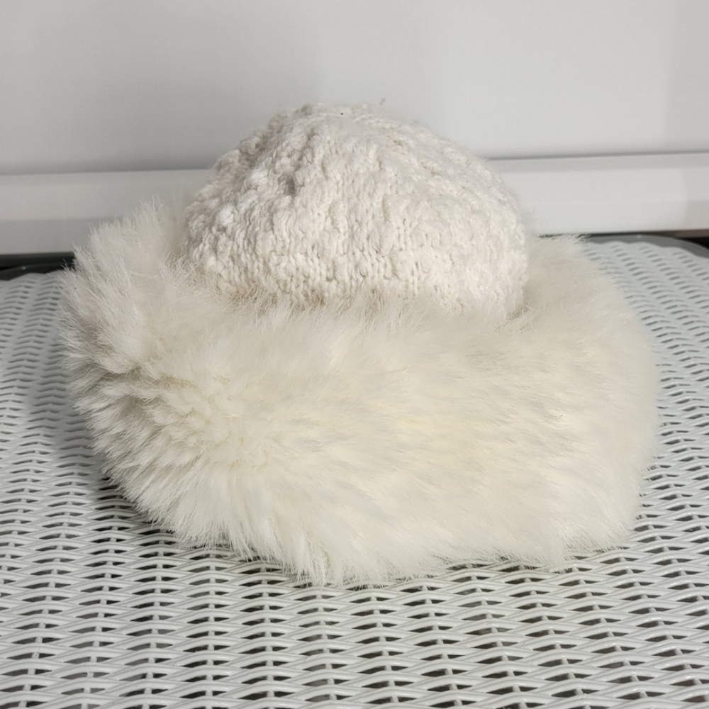 Elegant White Fur Hat
